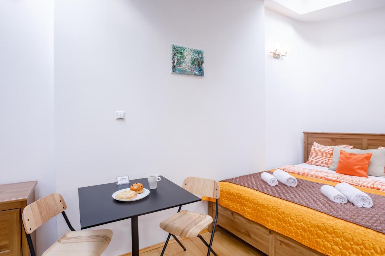 Ok Main Square Apartments 克拉科夫 外观 照片